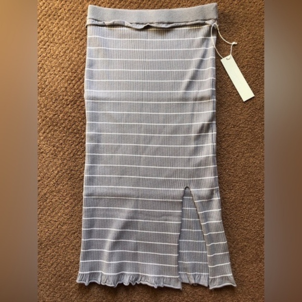 One gray day Striped Knit Pull-On Stretch Midi Pencil Skirt Slit Ruffle Hem S